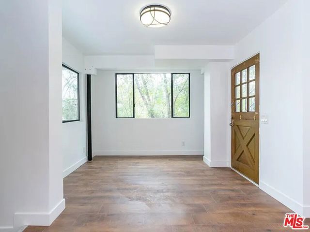 858 Oneonta Drive, Los Angeles, CA 90065