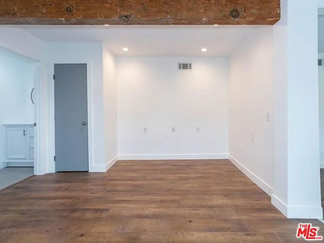 858 Oneonta Drive, Los Angeles, CA 90065
