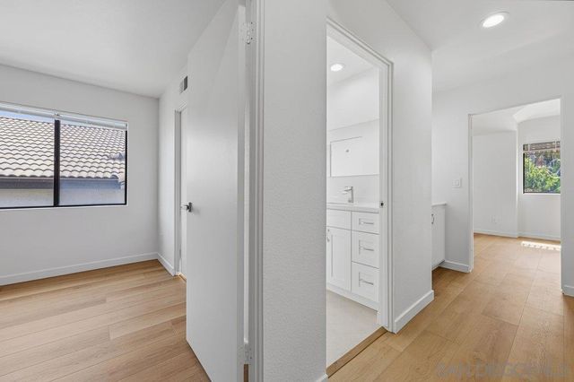 6337 Caminito Del Pastel, San Diego, CA 92111