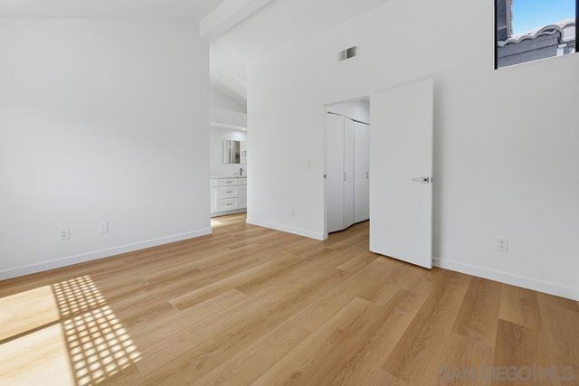 6337 Caminito Del Pastel, San Diego, CA 92111