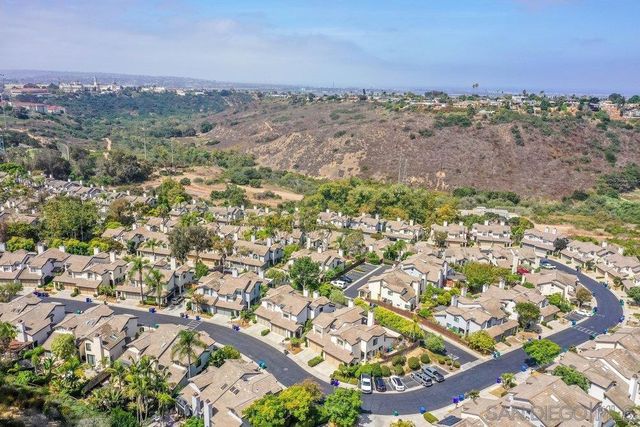 6337 Caminito Del Pastel, San Diego, CA 92111