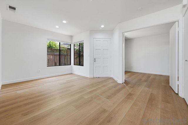 6337 Caminito Del Pastel, San Diego, CA 92111