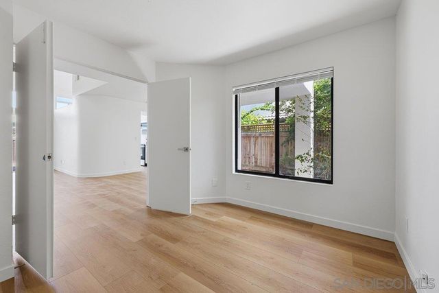 6337 Caminito Del Pastel, San Diego, CA 92111