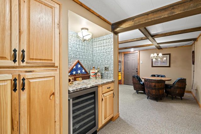 946 Shabbona DRIVE, Fontana, WI 53125