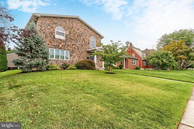 109 N RACE ST, Middletown, PA 17057