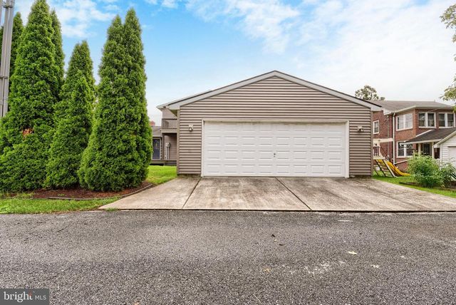 109 N RACE ST, Middletown, PA 17057