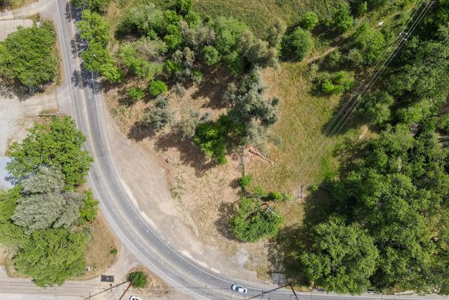 6011 Eastside Road, Redding, CA 96001