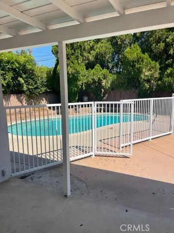 20335 Londelius, Winnetka, CA 91306