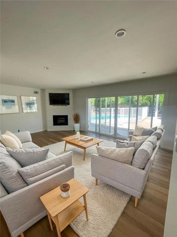 20335 Londelius, Winnetka, CA 91306
