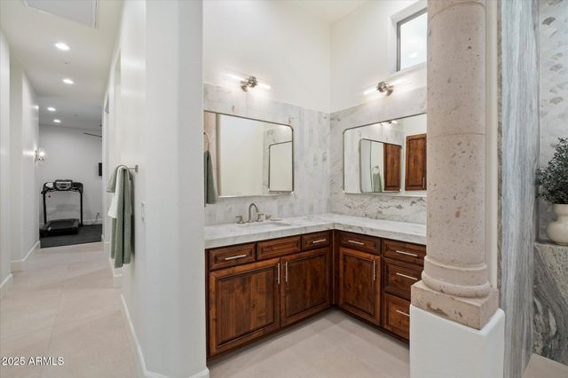 27901 N 68TH Place, Scottsdale, AZ 85266