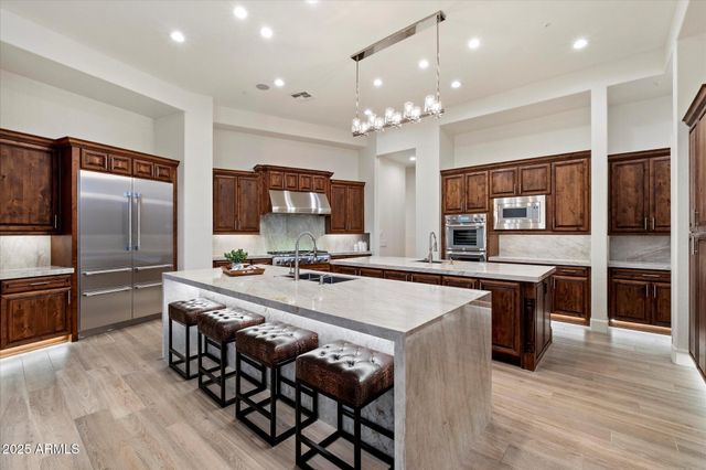 27901 N 68TH Place, Scottsdale, AZ 85266