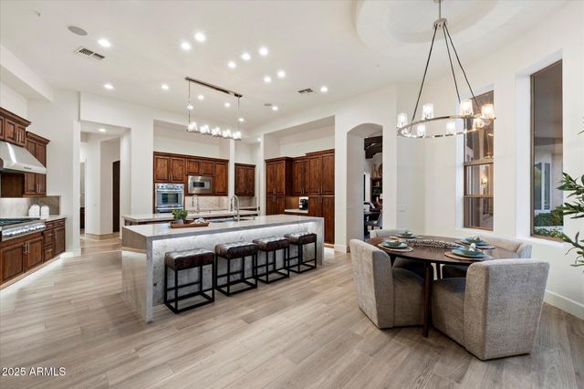 27901 N 68TH Place, Scottsdale, AZ 85266