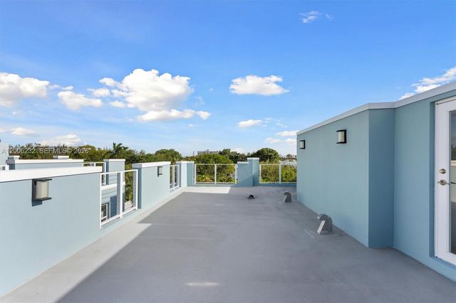 824 SE 12th Ct 850, Fort Lauderdale, FL 33316