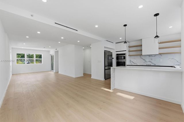 824 SE 12th Ct 850, Fort Lauderdale, FL 33316