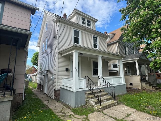2205 La Salle Avenue, Niagara Falls, NY 14301