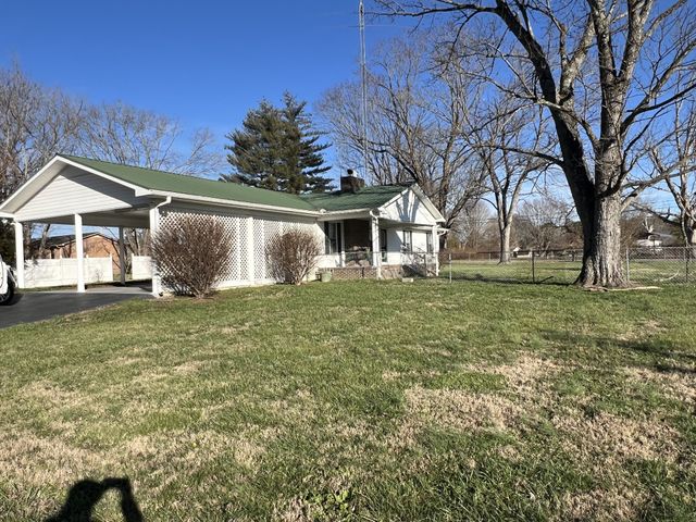 401 Hillcrest Rd, Manchester, TN 37355