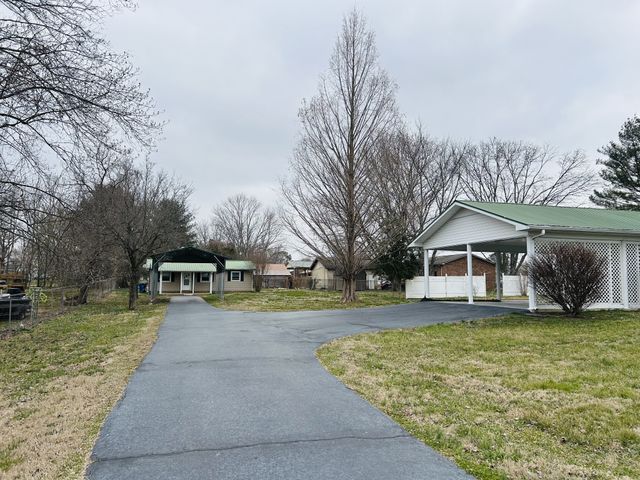 401 Hillcrest Rd, Manchester, TN 37355
