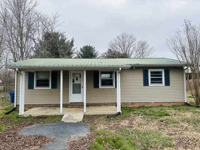401 Hillcrest Rd, Manchester, TN 37355