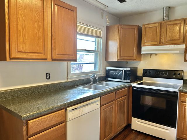 401 Hillcrest Rd, Manchester, TN 37355