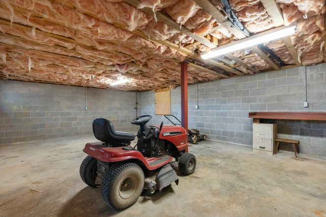 36 Manzanares Drive, Hot Springs Village, AR 71909