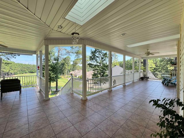 36 Manzanares Drive, Hot Springs Village, AR 71909