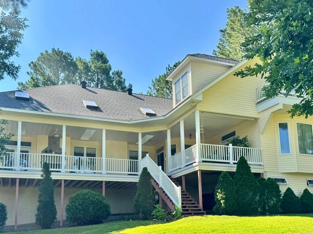 36 Manzanares Drive, Hot Springs Village, AR 71909