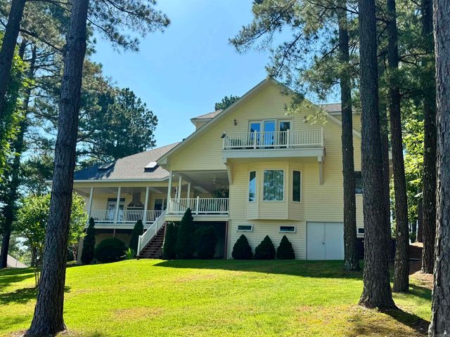 36 Manzanares Drive, Hot Springs Village, AR 71909