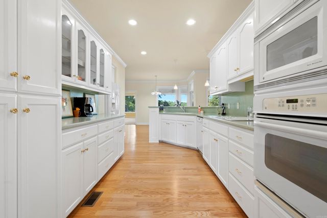 36 Manzanares Drive, Hot Springs Village, AR 71909