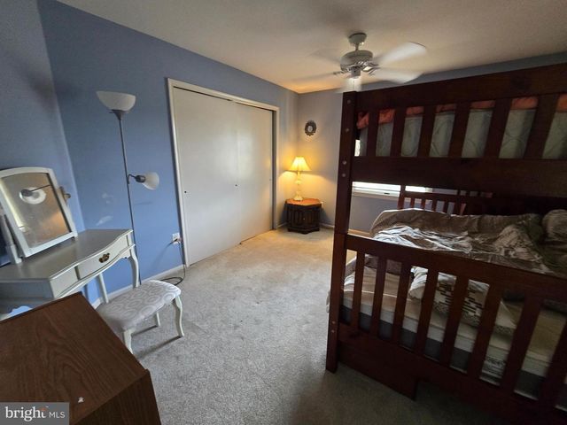 1 RADCLIFF CT, Sicklerville, NJ 08081