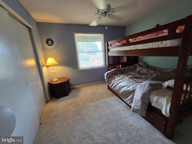 1 RADCLIFF CT, Sicklerville, NJ 08081