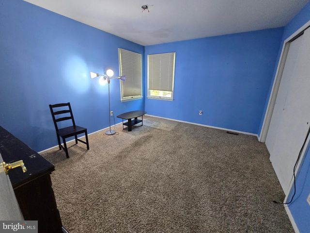 1 RADCLIFF CT, Sicklerville, NJ 08081