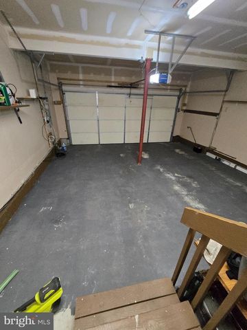 1 RADCLIFF CT, Sicklerville, NJ 08081