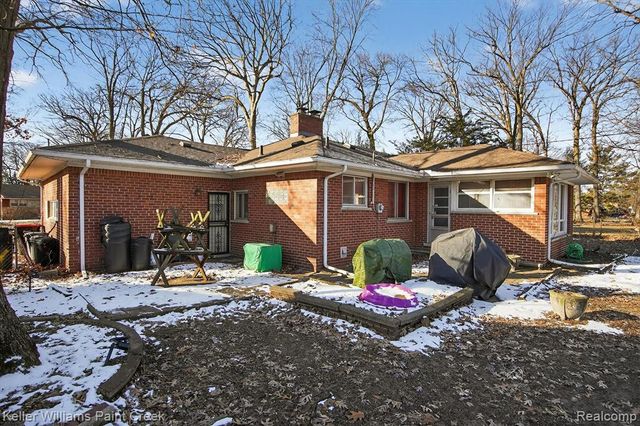 19342 Nadol Drive, Southfield, MI 48075