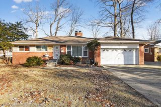 19342 Nadol Drive, Southfield, MI 48075