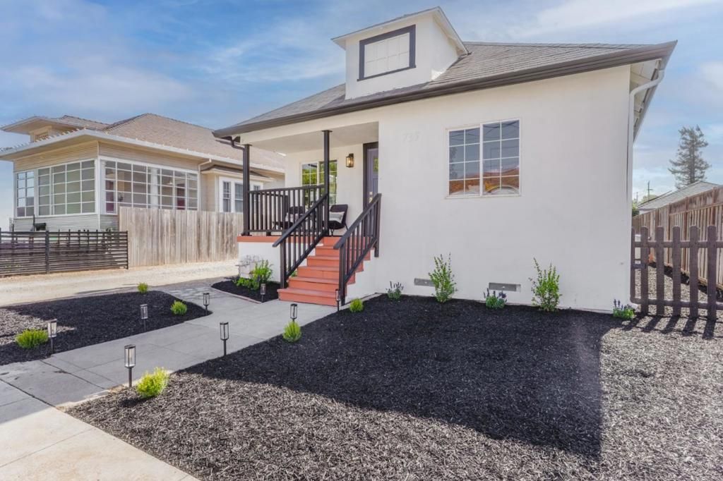 735 Locust Street, San Jose, CA 95110