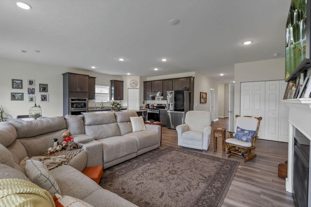 236 Rochdale, Delaware, OH 43015