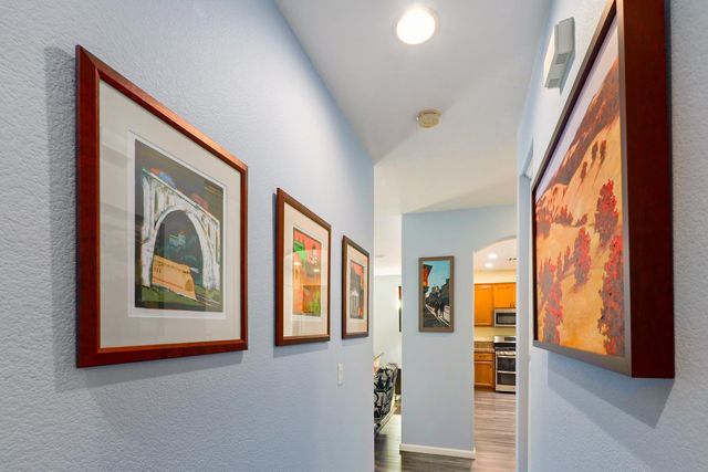 233 Gold King Dr, Valley Springs, CA 95252
