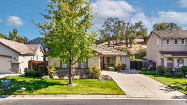 233 Gold King Dr, Valley Springs, CA 95252