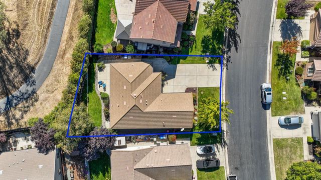 233 Gold King Dr, Valley Springs, CA 95252