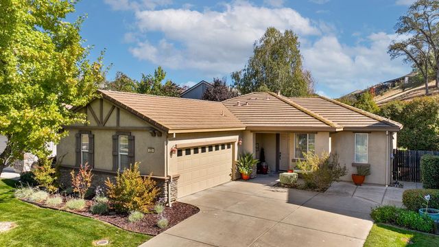 233 Gold King Dr, Valley Springs, CA 95252