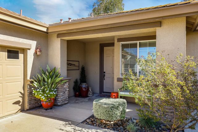 233 Gold King Dr, Valley Springs, CA 95252