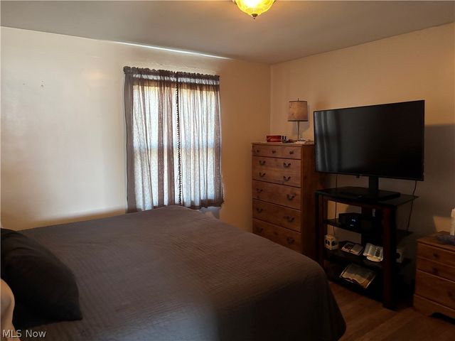 15304 Harvard Avenue, Cleveland, OH 44128