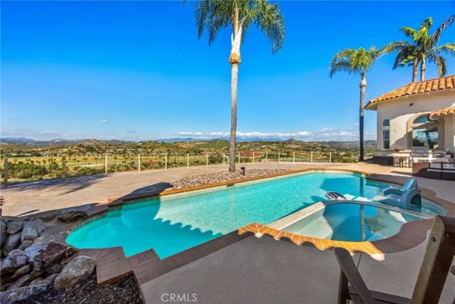 31402 Lake Vista Circle, Bonsall, CA 92003