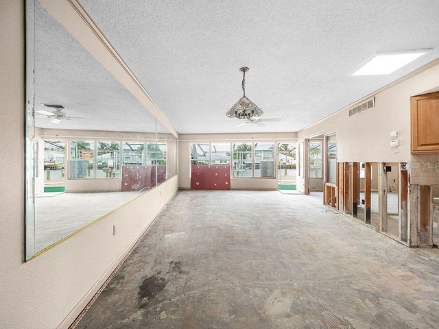 34 SEASIDE COURT, Holmes Beach, FL 34217