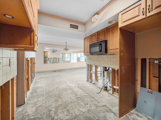 34 SEASIDE COURT, Holmes Beach, FL 34217