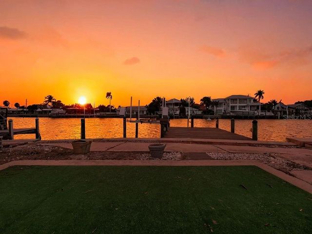 34 SEASIDE COURT, Holmes Beach, FL 34217