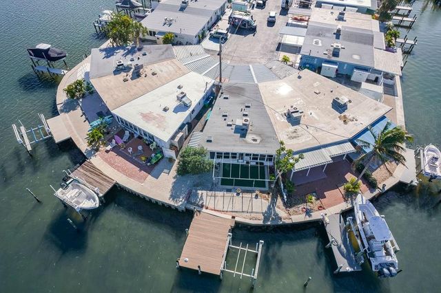 34 SEASIDE COURT, Holmes Beach, FL 34217