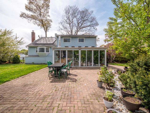 19 Milford Drive, Central Islip, NY 11722