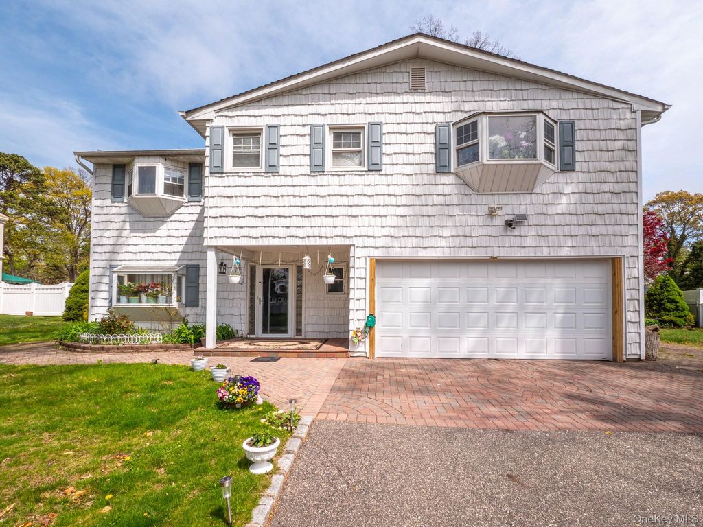 19 Milford Drive, Central Islip, NY 11722