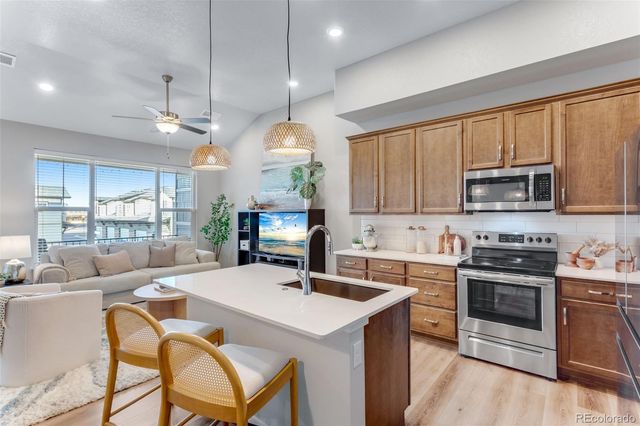 4180 S PARK Drive 200, Loveland, CO 80538